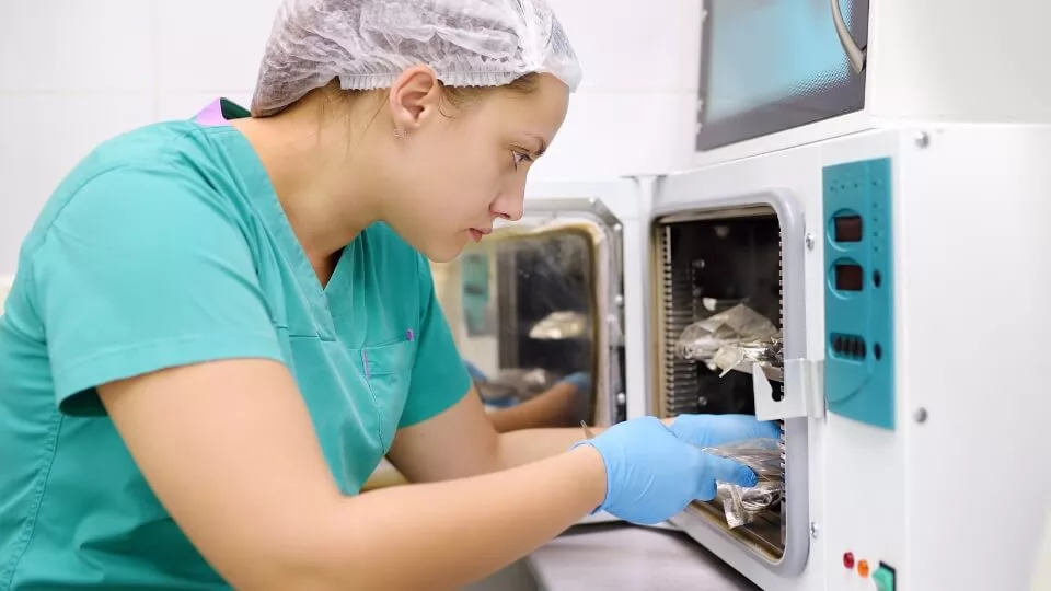 Instrumentensterilisation für perfekte Hygiene